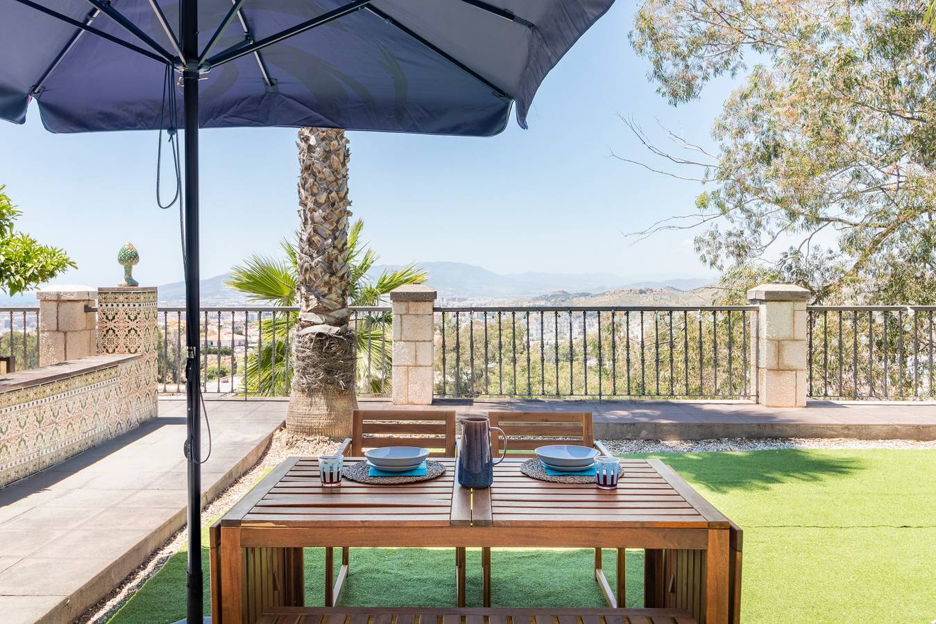 Ganze Wohnung, Serenity and Views with easy access to Malaga Center in Ciudad Jardín (Málaga), Malaga