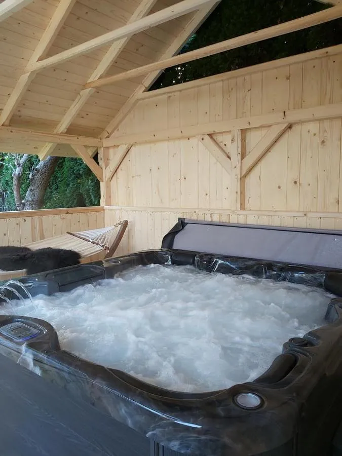 Apartamento de vacaciones para 4 personas, con jacuzzi y jardín - 1