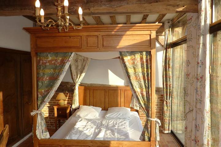 Location de vacances pour 12 personnes, avec jardin et terrasse à Offranville - 2