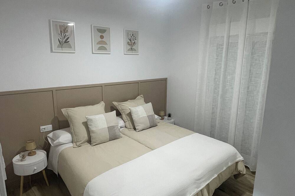 Entire apartment, Vitelius apartment in Carmona, Sevilla Province