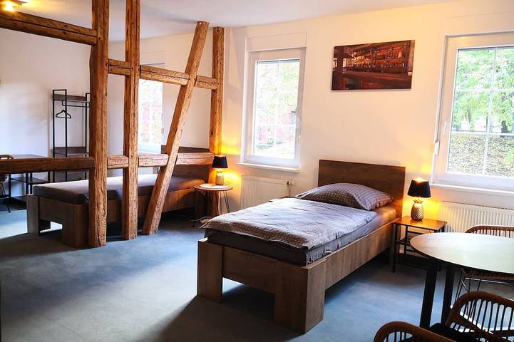 Ferienwohnung für 7 Personen, mit Terrasse und Garten in Gotha - 4