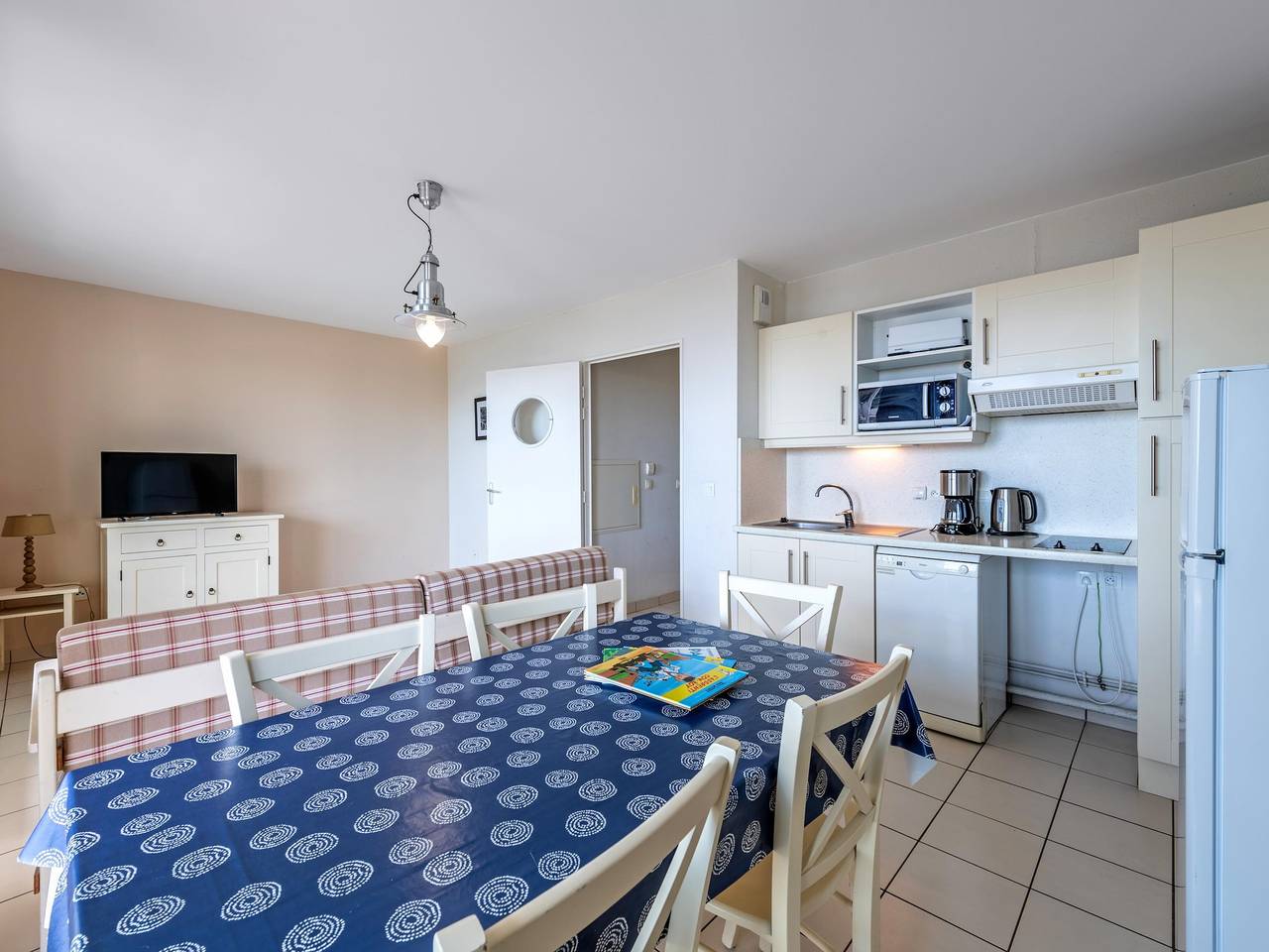 Apartamento entero, Apartamento para 6 personas cerca del sendero costero in Plougonvelin, Región de Brest