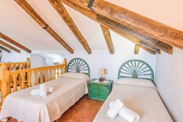 Location de vacances pour 10 personnes, avec Terrasse et Jardin à Casarabonela - 4
