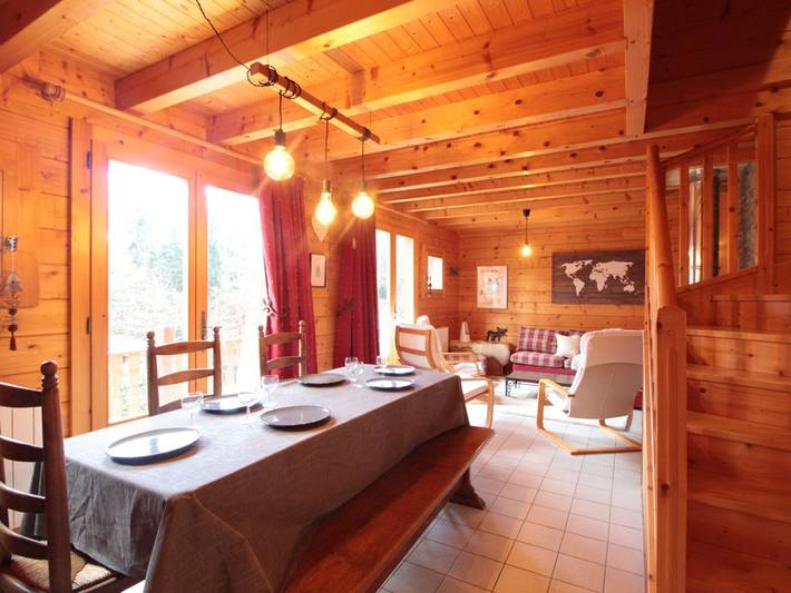 Chalet pour 8 personnes, avec balcon dans Les Carroz