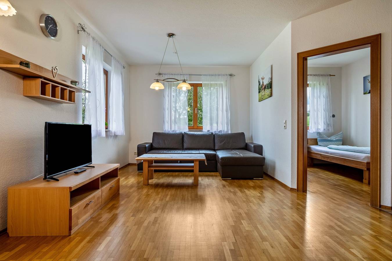 Ganze Wohnung, Gemütliche Ferienwohnung 70 m² mit privater Terrasse in Ravensburg, Region Bodensee-Oberschwaben