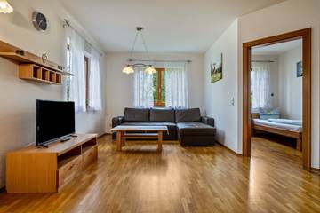 Ferienwohnung für 3 Personen in Eschach, Region Bodensee-Oberschwaben, Bild 2