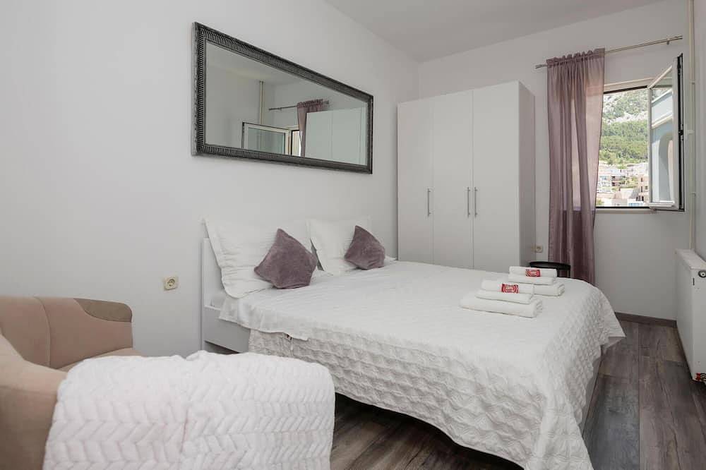 Hel lejlighed, 3 bedroom awesome apartment in Makarska in Republika Srpska