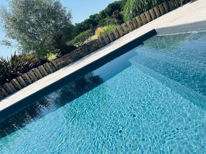 Gîte pour 2 personnes, avec jardin ainsi que vue et piscine à Kervignac - 2