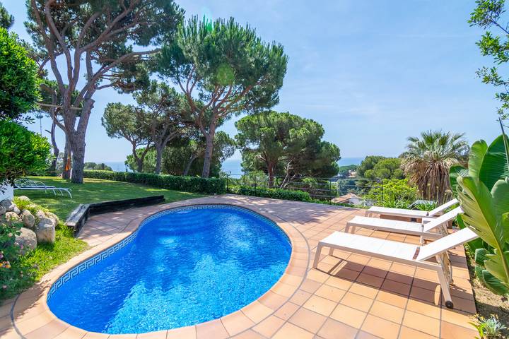 Ferienhaus für 8 Personen, mit Garten und Terrasse in Blanes - 3