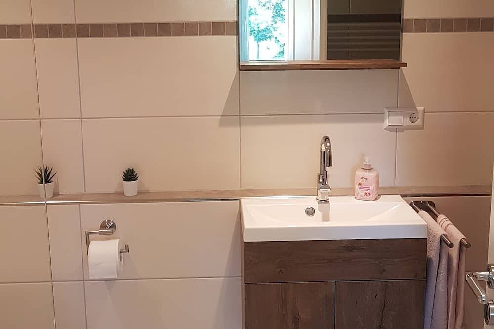 Ganze Wohnung, Gemütliche 55 m² Ferienwohnung in ruhiger Lage, nur 3 km zum Schluchsee. in Faulenfürst-Seebrugg (Schluchsee), Schluchsee