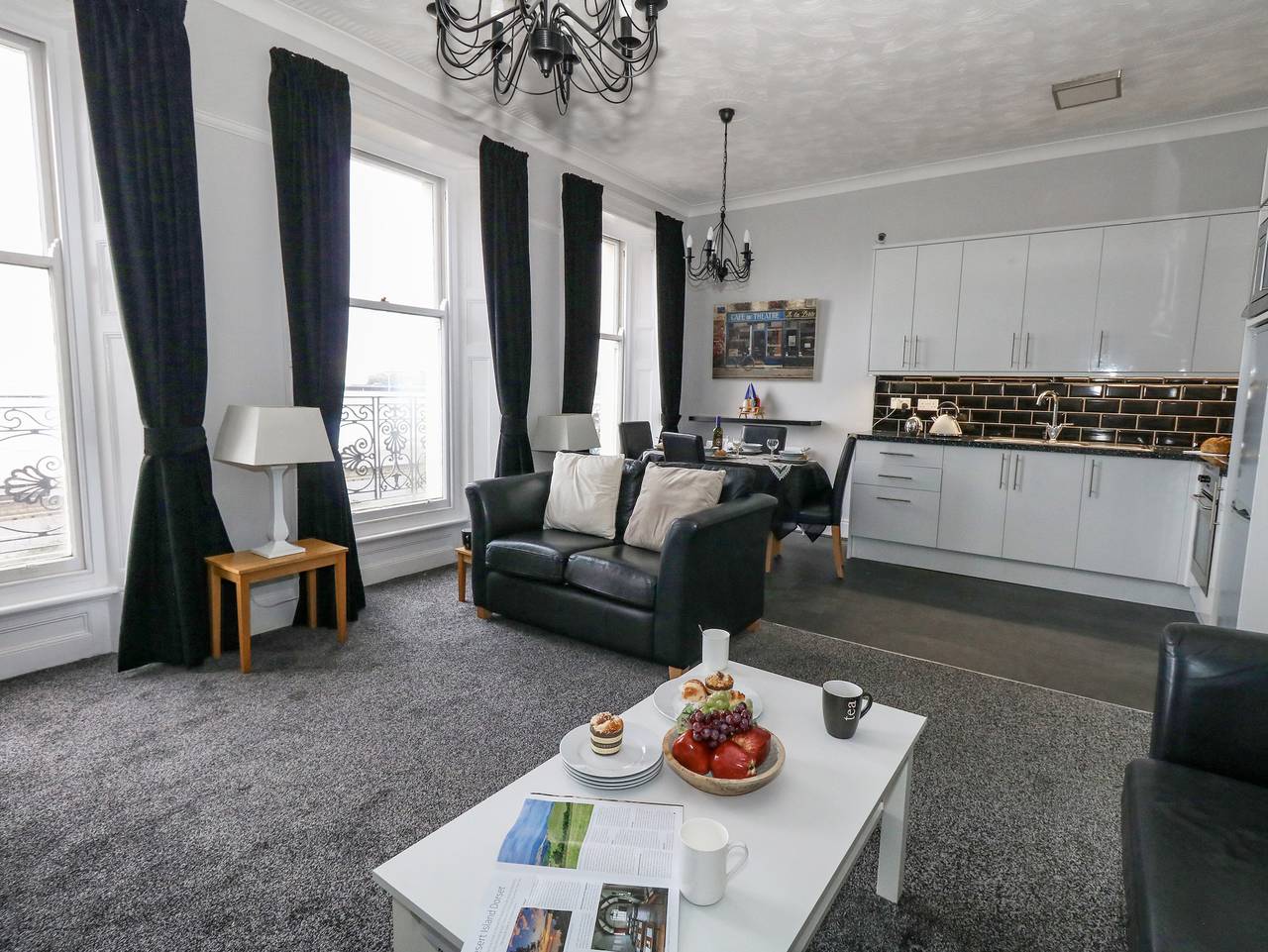 Entire apartment, Sunbeach in Melcombe Regis, Weymouth