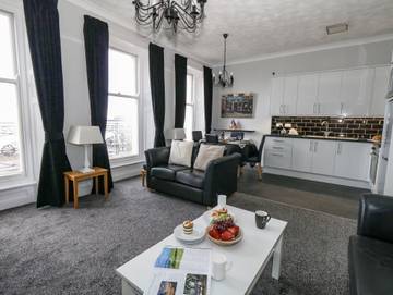 Apartment for 4 People in Melcombe Regis, Weymouth, Photo 3