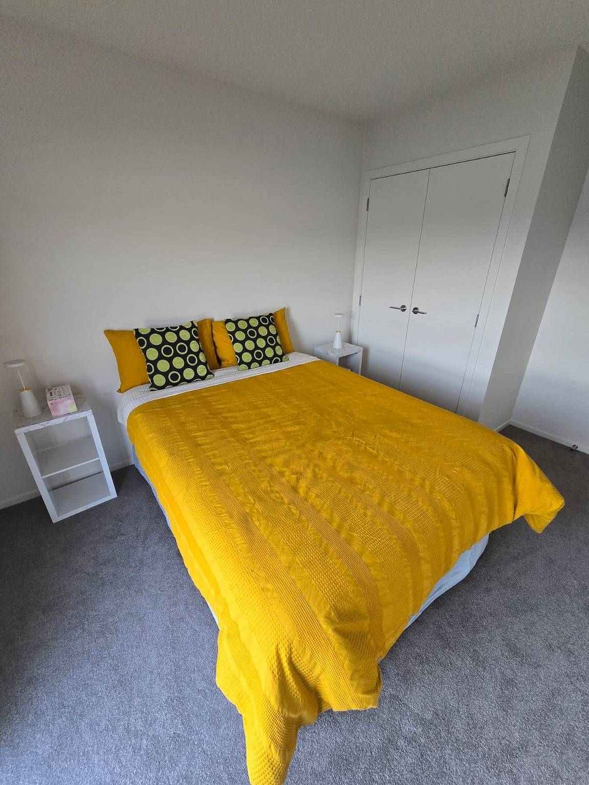 Double Bedroom in Newly Built Townhouse in Wellington