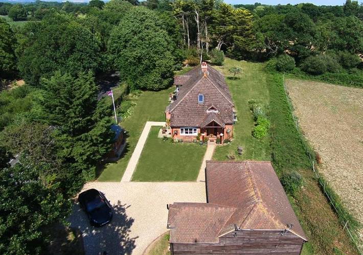 Holiday rental for 2 people, with garden and hot tub in West Wittering