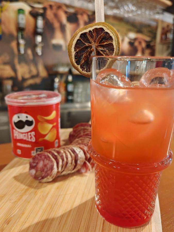Parc de vacances pour 5 personnes, avec terrasse ainsi que piscine et vue dans l' Aveyron - 4