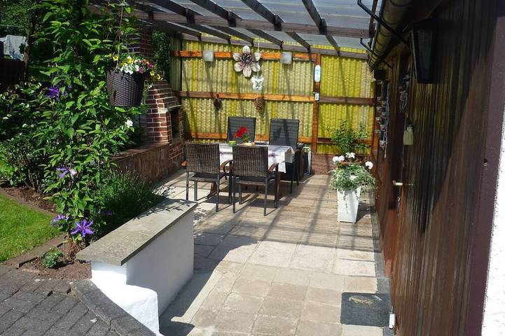 Ferienhaus für 3 Personen, mit Terrasse und Garten - 1