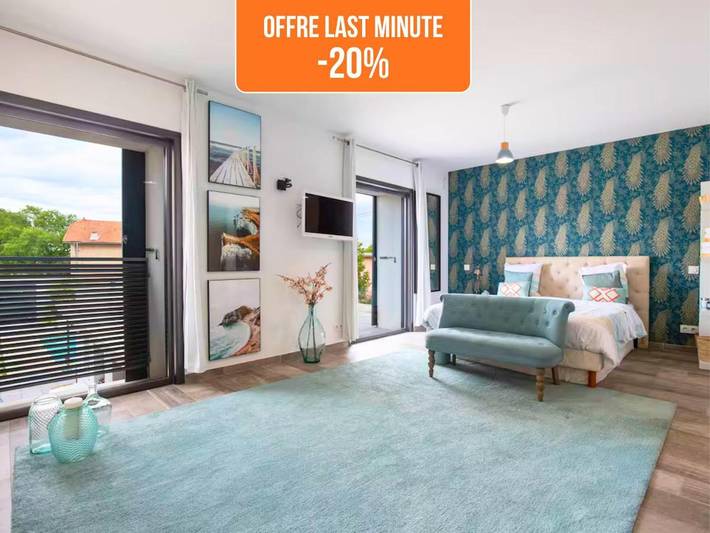 Chalet para 9 personas, con vistas además de piscina y jardín - 1