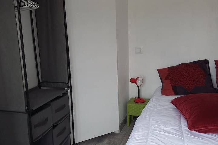 Location de vacances pour 3 personnes, avec Terrasse et Jardin dans Le Portmain - 2