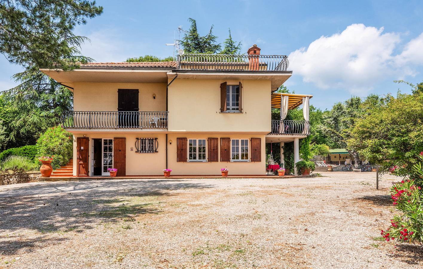 Bugiana Urban Retreat - Piscina, giardino e parcheggio in Monte San Savino, Chianti