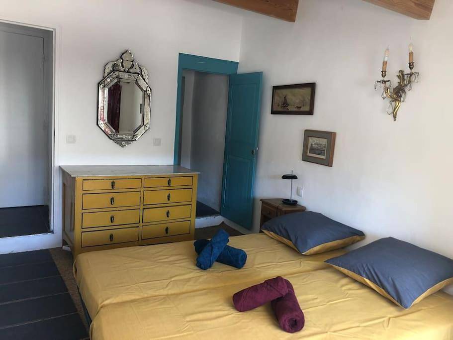 Appartement entier, One-Bedroom Apartment in Apt, Parc naturel régional du Luberon