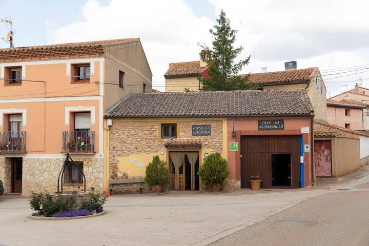 Casa rural para 6 personas, con Terraza y Jardín además de Vistas y Vistas al lago en Jiloca - 2