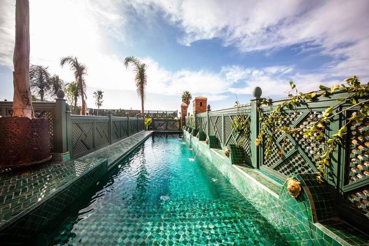 Riad pour 2 personnes, avec terrasse ainsi que piscine et jacuzzi au Maroc