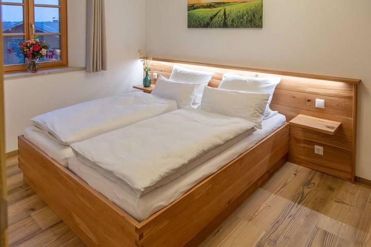 Ferienwohnung für 5 Personen, mit Terrasse in Rosenheim - 2