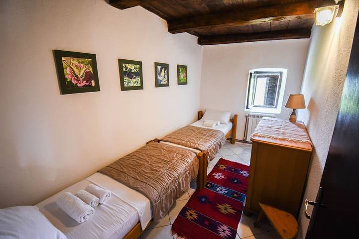 Villa für 16 Personen, mit Whirlpool und Garten, mit Haustier in Montenegro - 3