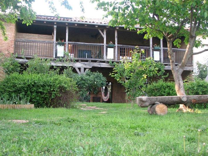 Location de vacances pour 10 personnes, avec balcon et vue ainsi que piscine et sauna à Montech