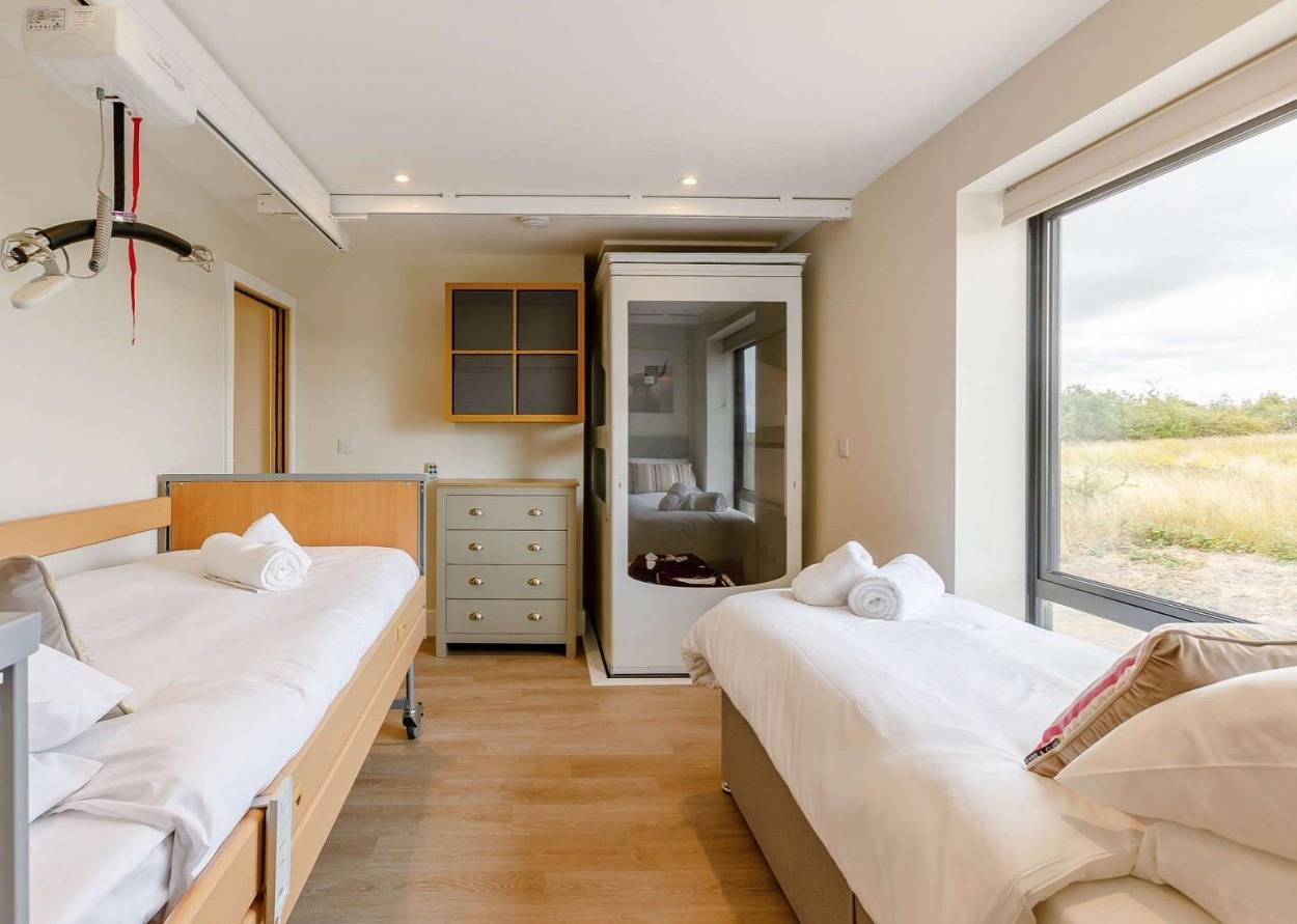 Fully Accessible-Disabled Adapted-Hot Tub-Pets in Warwickshire