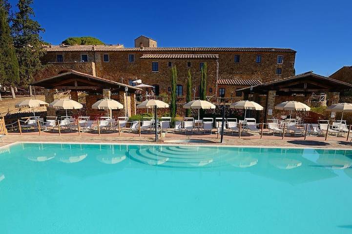 Agriturismo per 3 persone, con piscina e giardino - 1