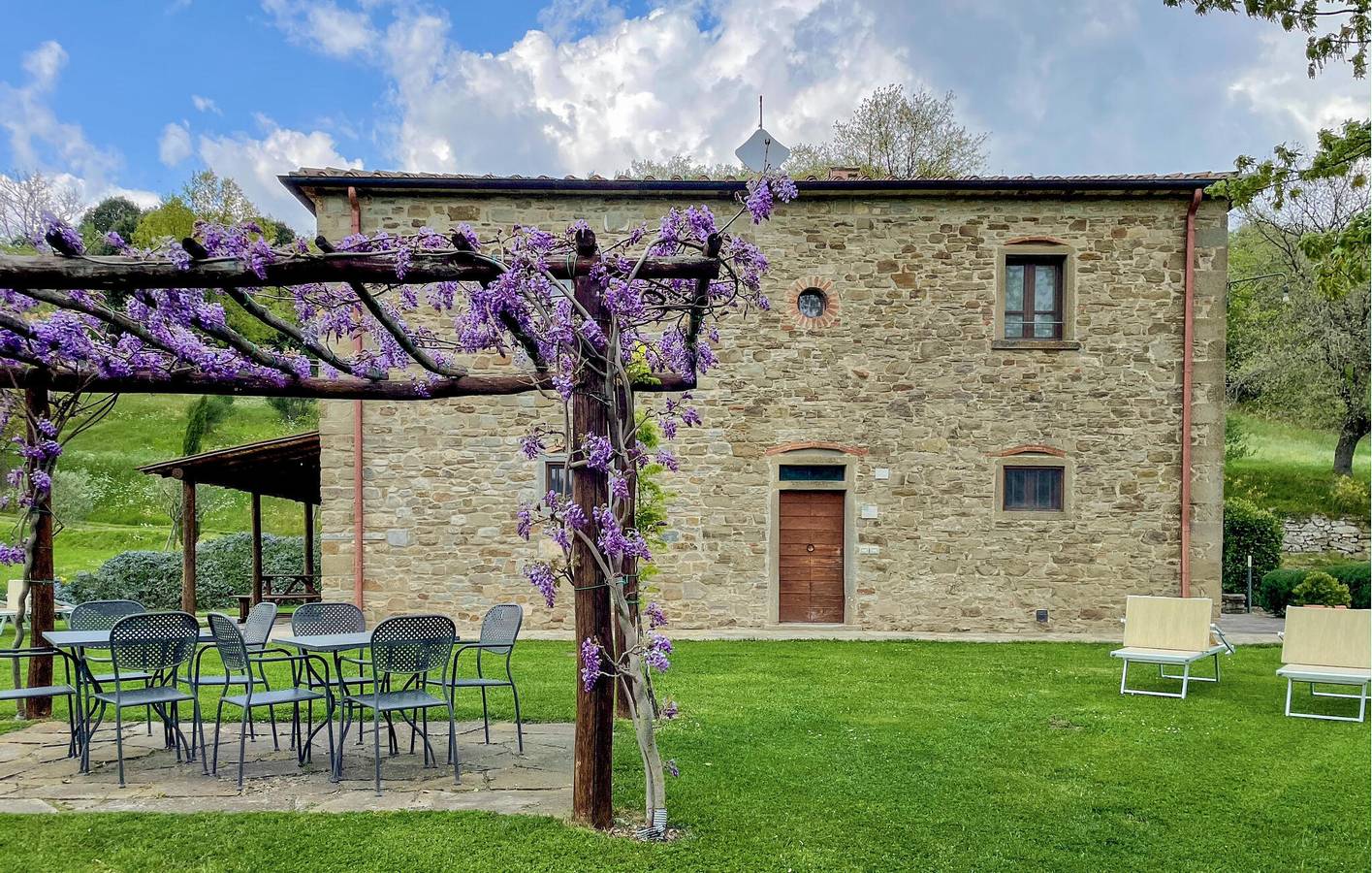 Appartamento intero, Tranquillo appartamento a bordo piscina vicino a Ponte Alla Piera in Ponte Alla Piera, Anghiari