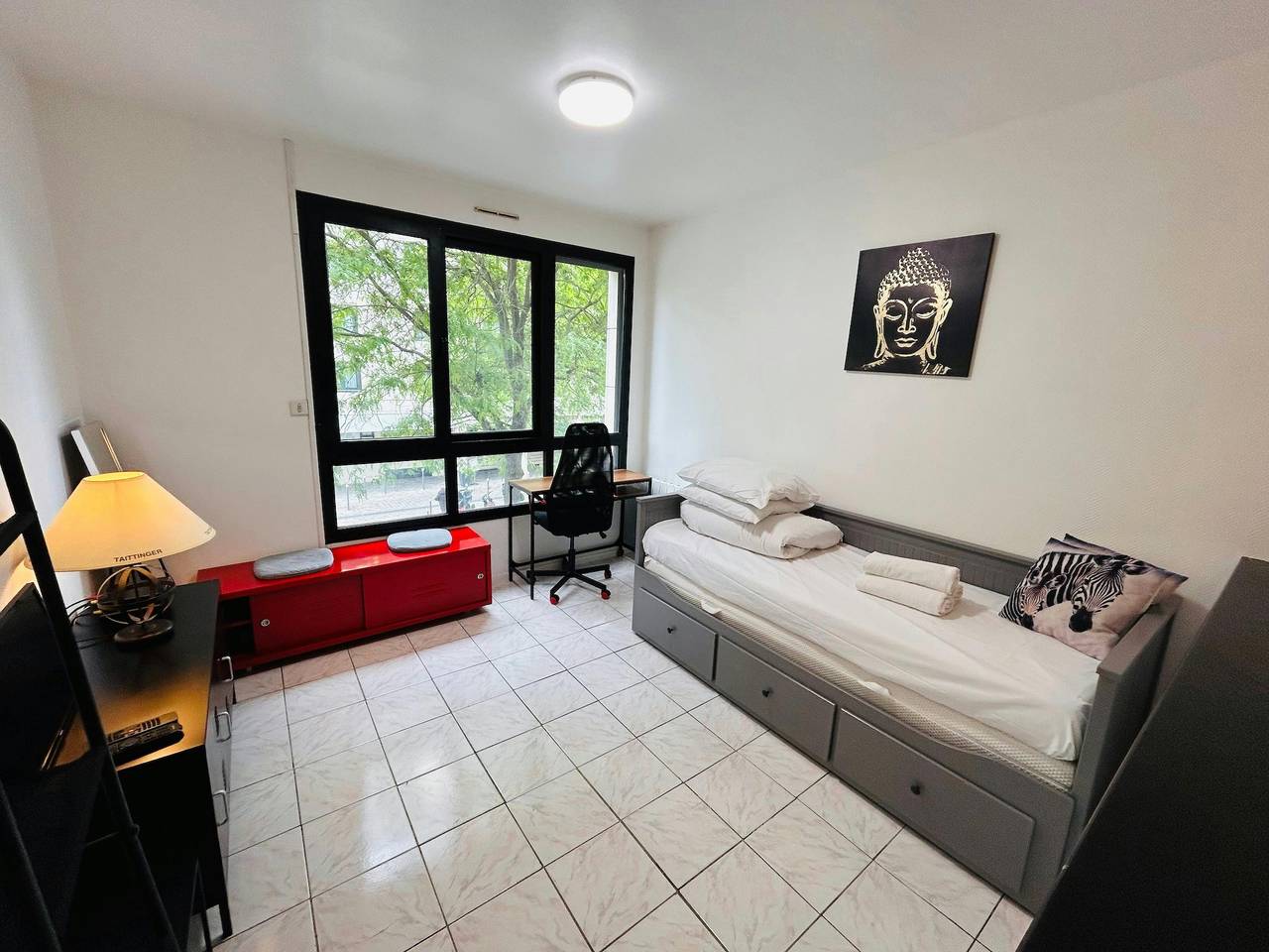 Appartement entier, La Suite Buirette | Hypercentre in Reims, Marne