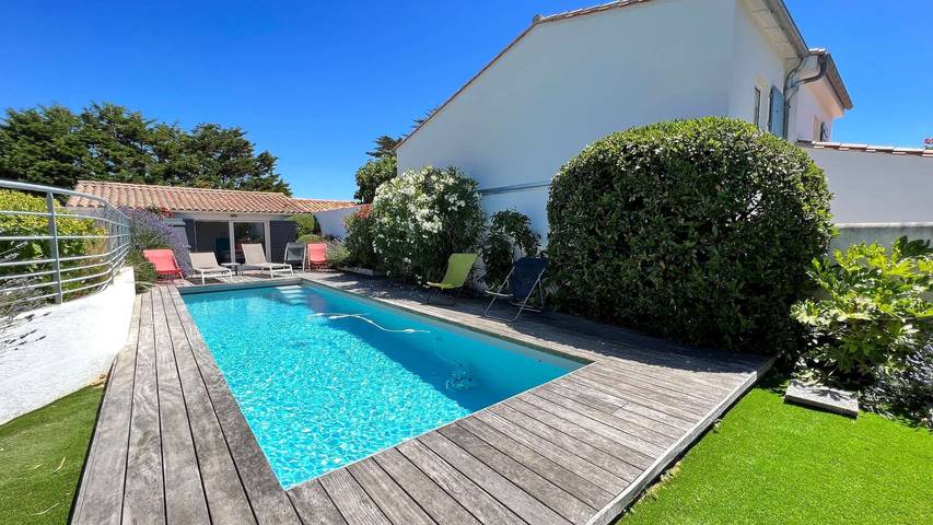 Gîte pour 10 personnes, avec piscine et jardin à Ars-en-Ré - 2