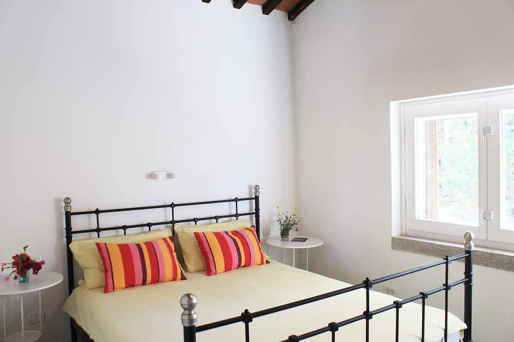 Haus mit Meerblick auf der Insel Elba - 10 Minuten zu Fuß vom Strand entfernt in Patresi, Elba