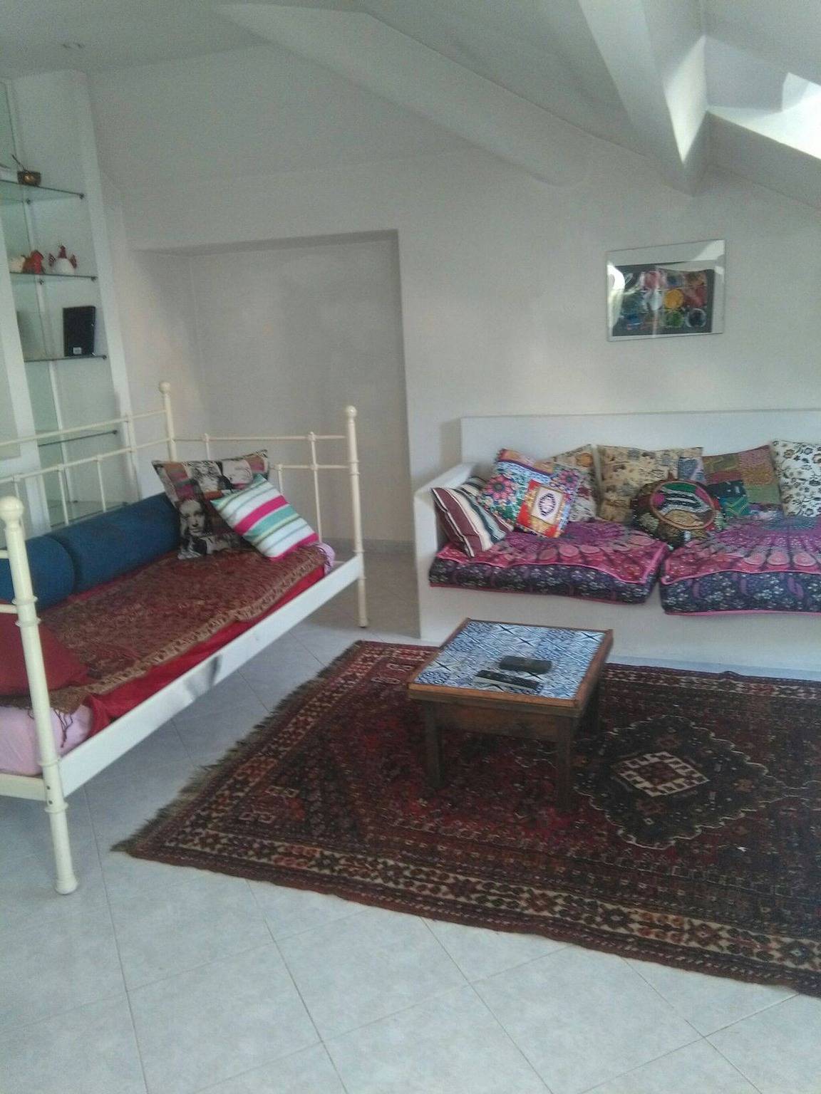 Ganze Wohnung, Geräumige und natürlich helle Bomboniera Rooftop Favors Wohnung in Ponente (Genova), Genua