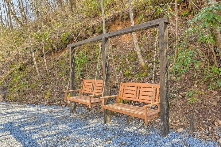 Vacation rental for 4 people, with yard in Nantahala