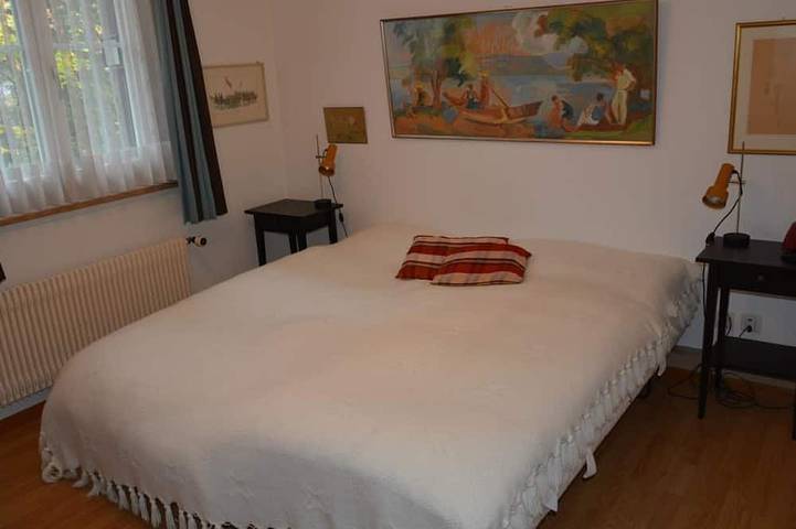 Ganze Wohnung, Oberland Nr. 3 Appartement/Fewo, Dusche oder Bad, Wc 8-Bettwohnung in Gstaad, Saanen