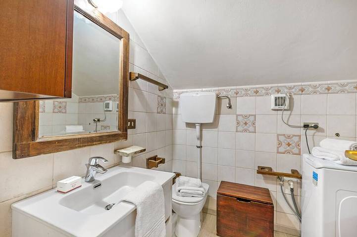 Ganze Wohnung, Champlas Suite - Balcony Views, Sleeps 4, Sestriere, Italy in Sestriere, Via Lattea