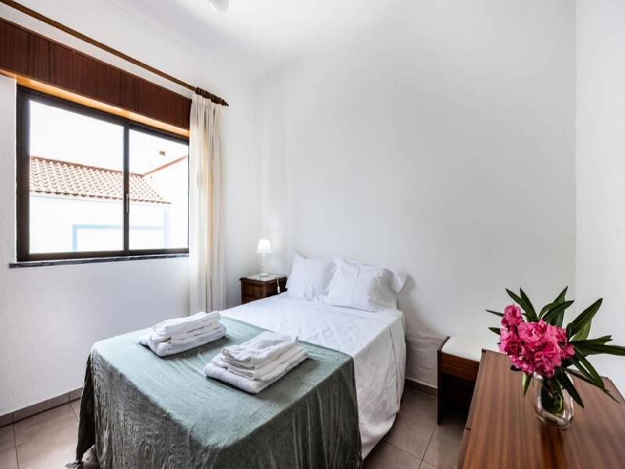 Apartamento inteiro, Apartamento de férias para 6 pessoas com varanda in Altura, Distrito de Faro