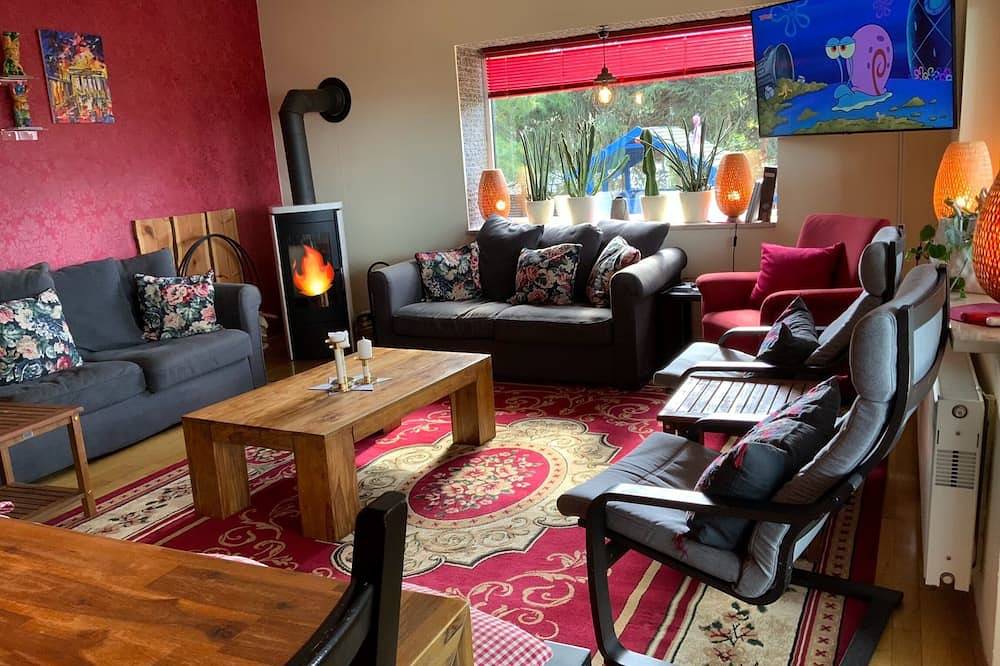 4*Villa-Idyllische Wasserlage-Wintergarten-Kajaks-Sauna-Garten-Grill/Feuerplatz in Mölschow, Usedomer Norden