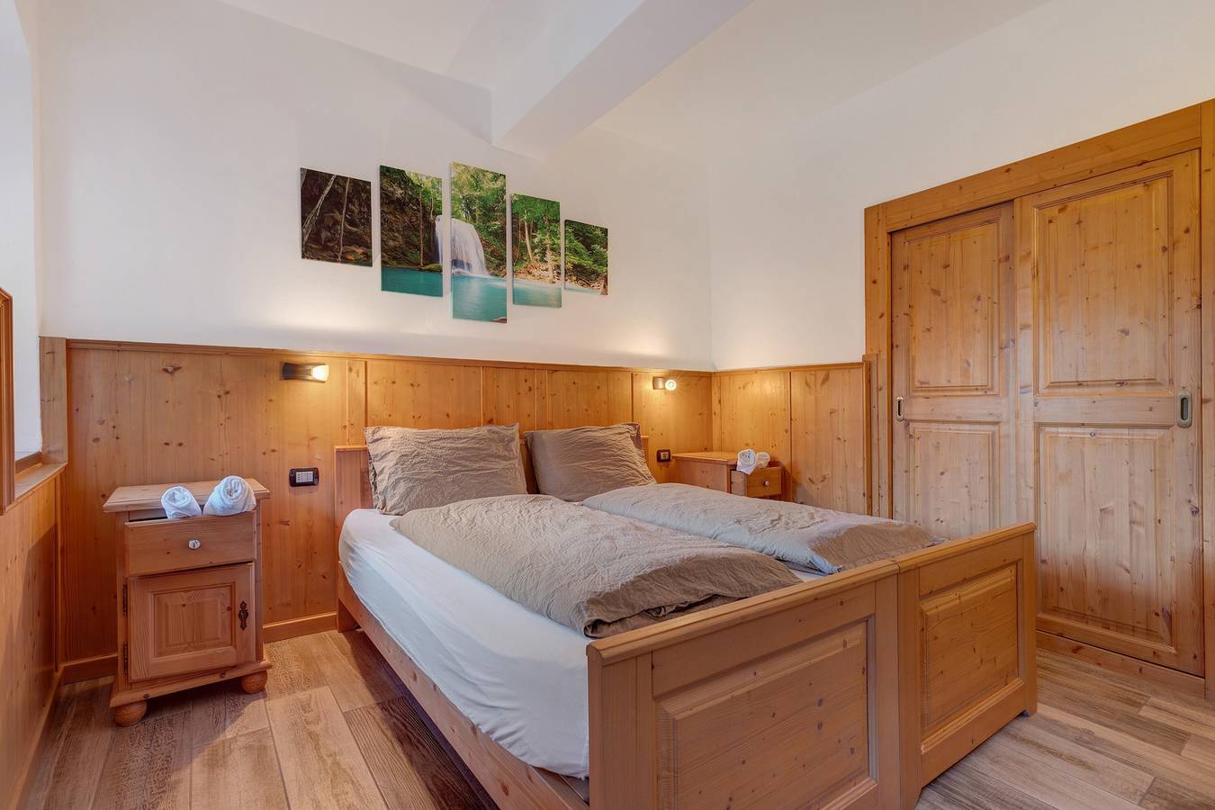Ganze Wohnung, Ferienwohnung 'Con La Testa Fra Le Nuvole' mit Bergblick, Gemeinschaftsterrasse und Wi-Fi in Ala, Trentino