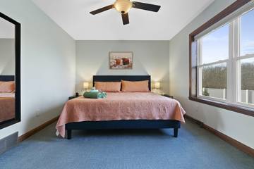 Vacation Home for 15 Guests in Oconto County, Picture 3