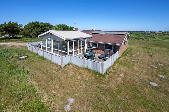 Ferieudlejning for 10 personer, med terrasse og sauna samt jacuzzi i Klegod