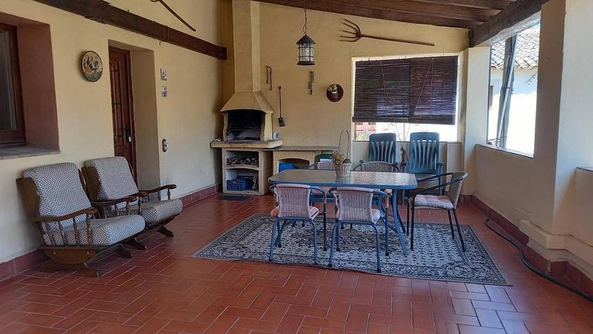 Casa rural para 4 personas, con piscina además de jardín y terraza en Alt Penedès - 2