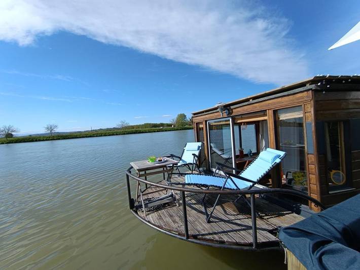 Bateau pour 4 personnes, avec jardin et vue à Port-de-Lanne