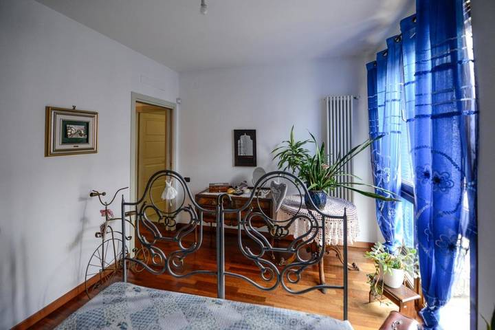 Chambre d’hôte pour 3 personnes, avec Jacuzzi ainsi que Jardin et Vue à Matera - 4