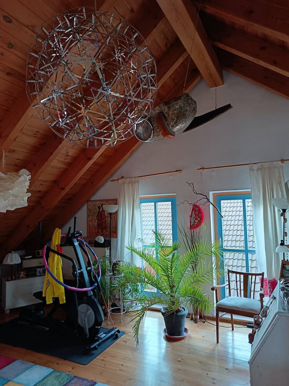 Apartment „Blütenlicht“ mit Bergblick, Gemeinschaftsterrasse und Wlan in Hameln, Weserbergland