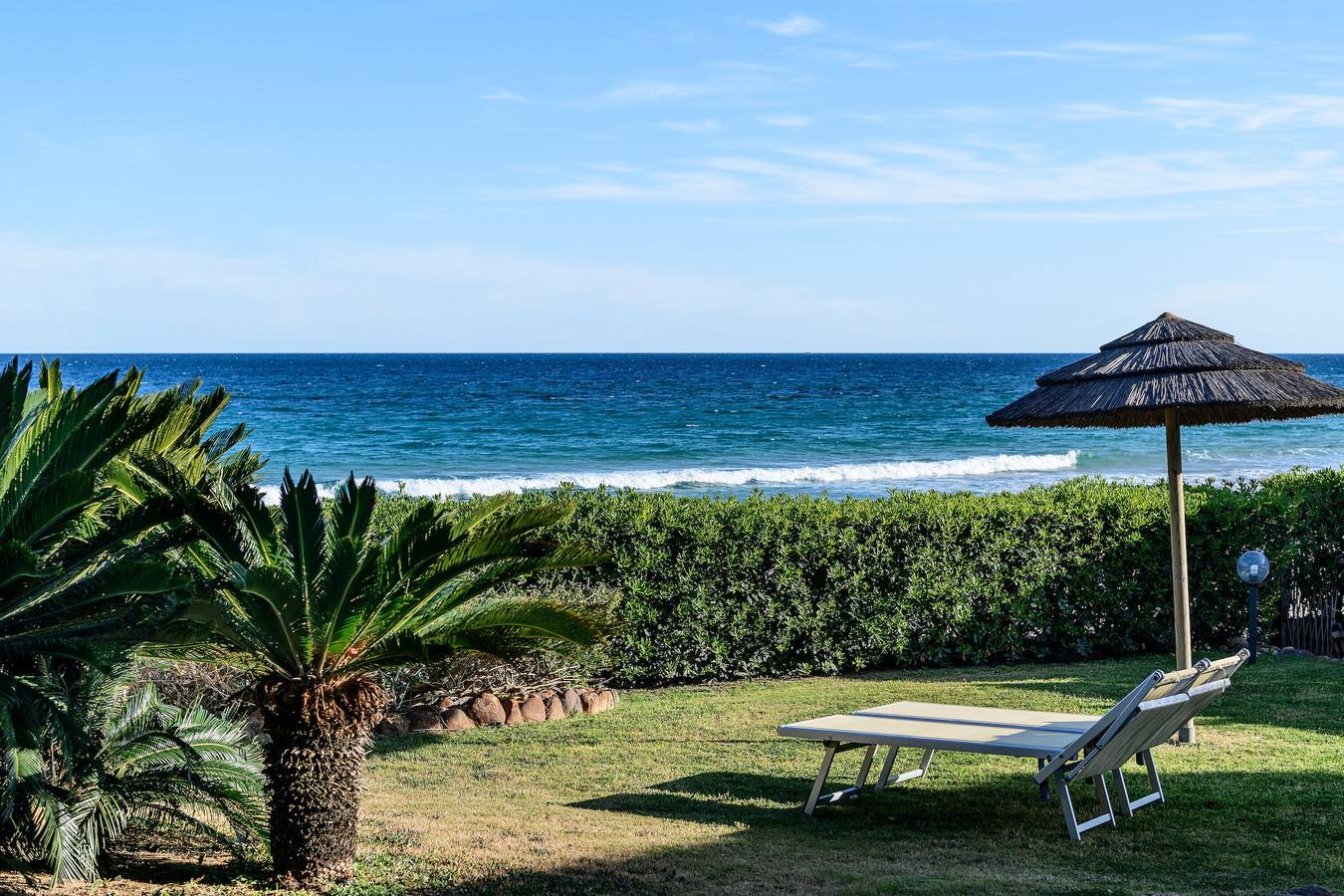 Villa Fernando: Jardín privado y acceso directo al mar in Santa Margherita di Pula, Región de Pula