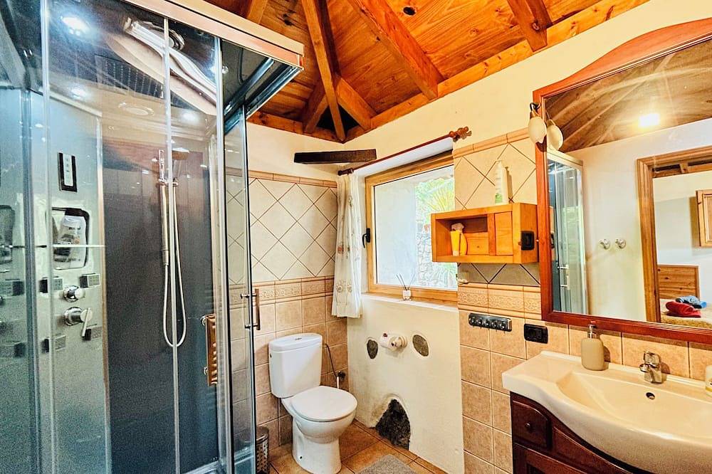 Refugio Acogedor con Vistas al Océano y Teide in La Vega (Canary Island), Icod de los Vinos